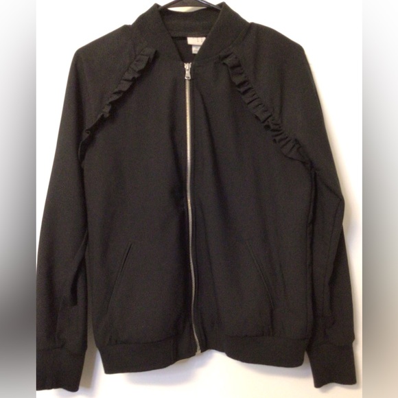 A new day black zippered jacket with ruffle detail size XS - Picture 3 of 8